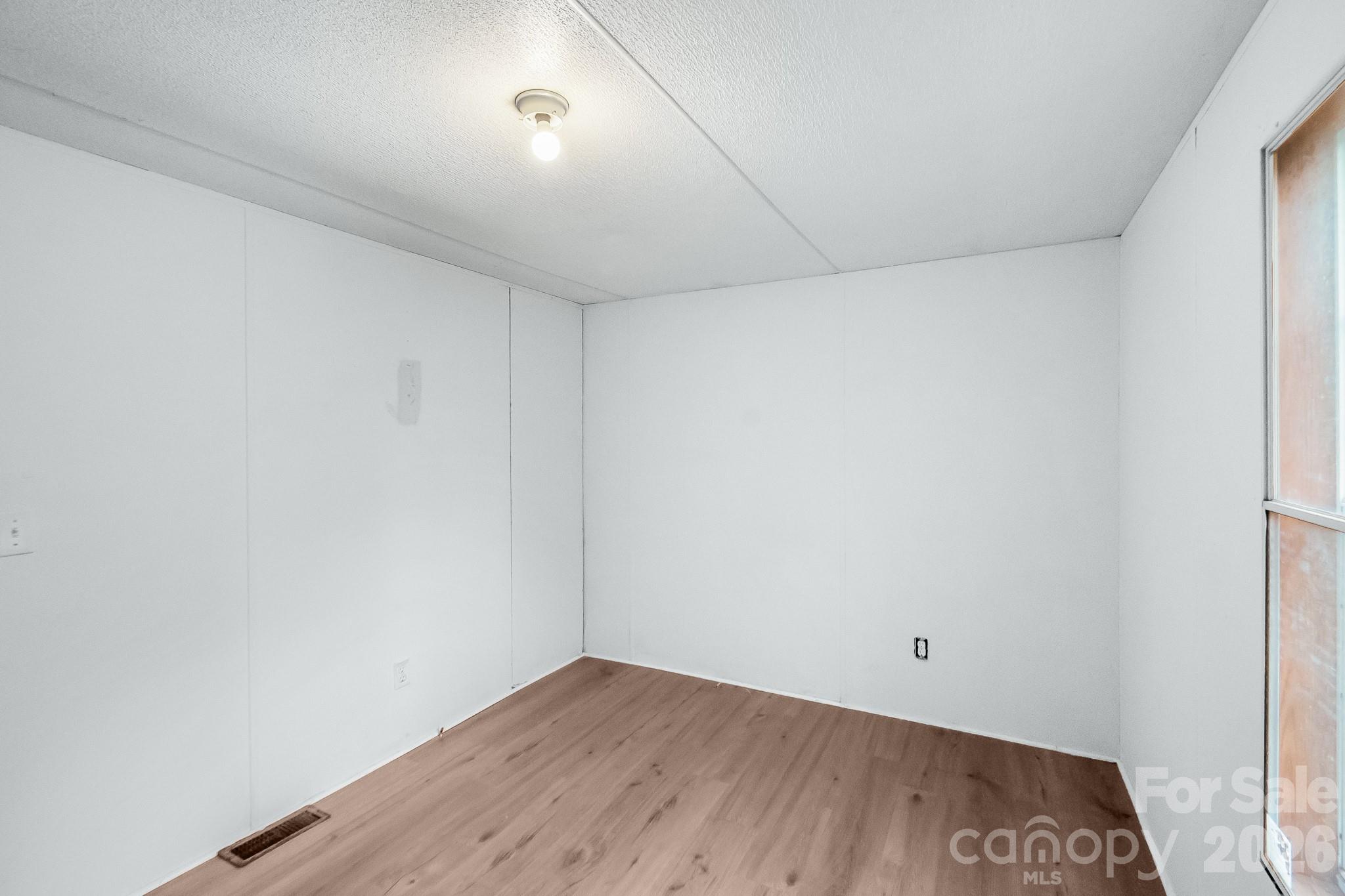 185 Coot Sistare Road Property Photo 23