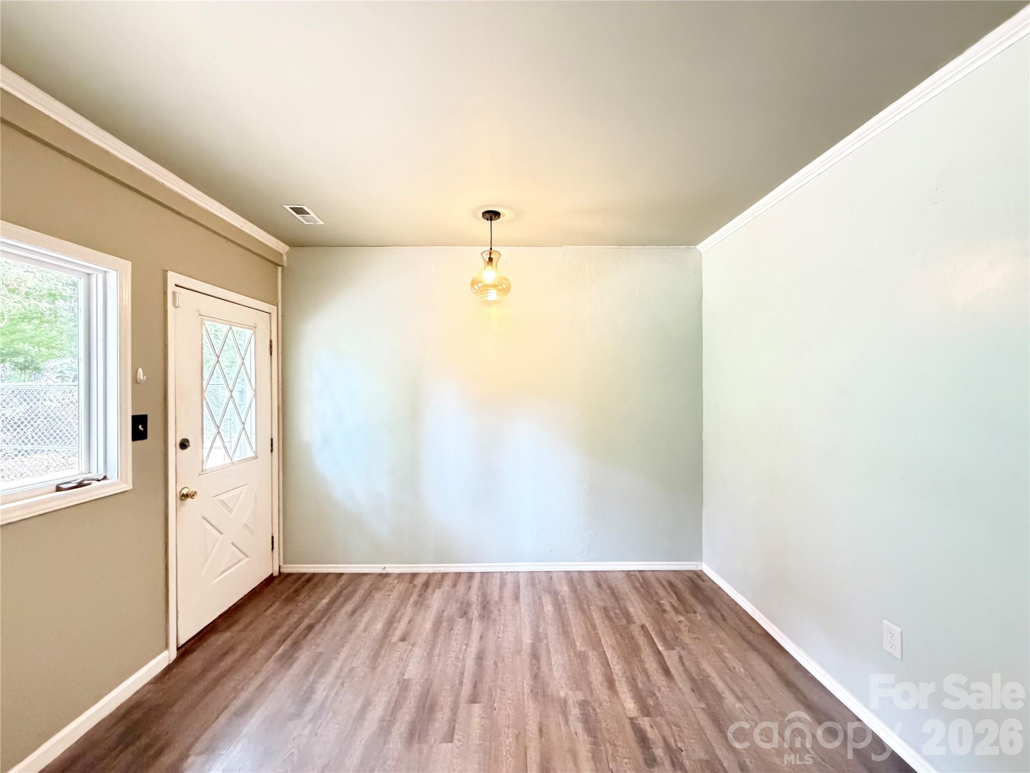 117 Robinson Avenue Property Photo 6