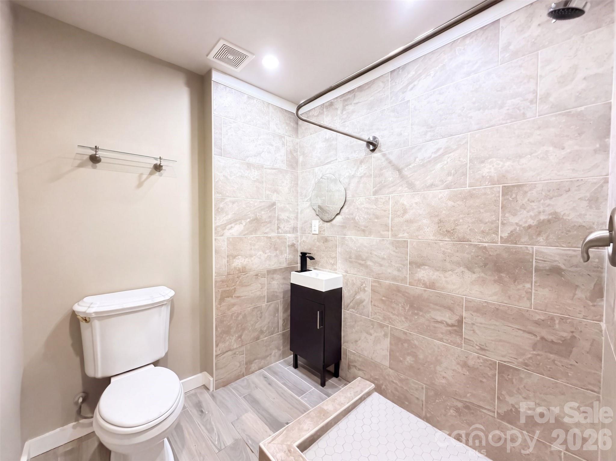 117 Robinson Avenue Property Photo 13