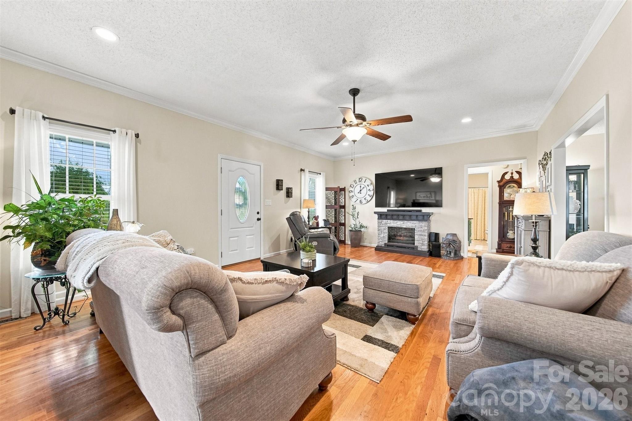 3294 Cascade Trail Property Photo 13