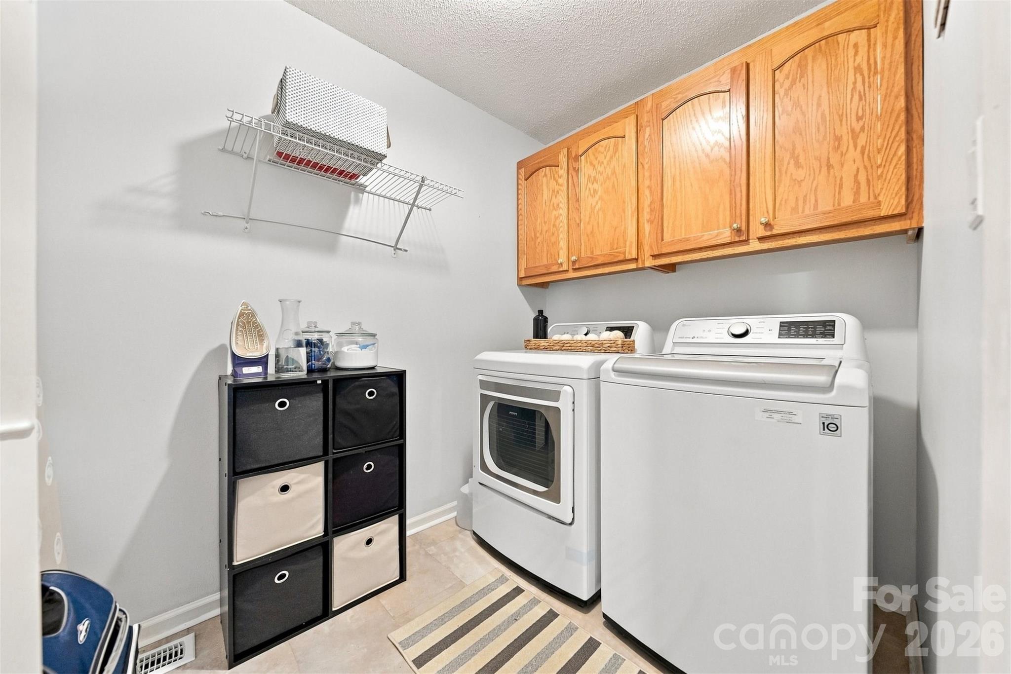 3294 Cascade Trail Property Photo 26