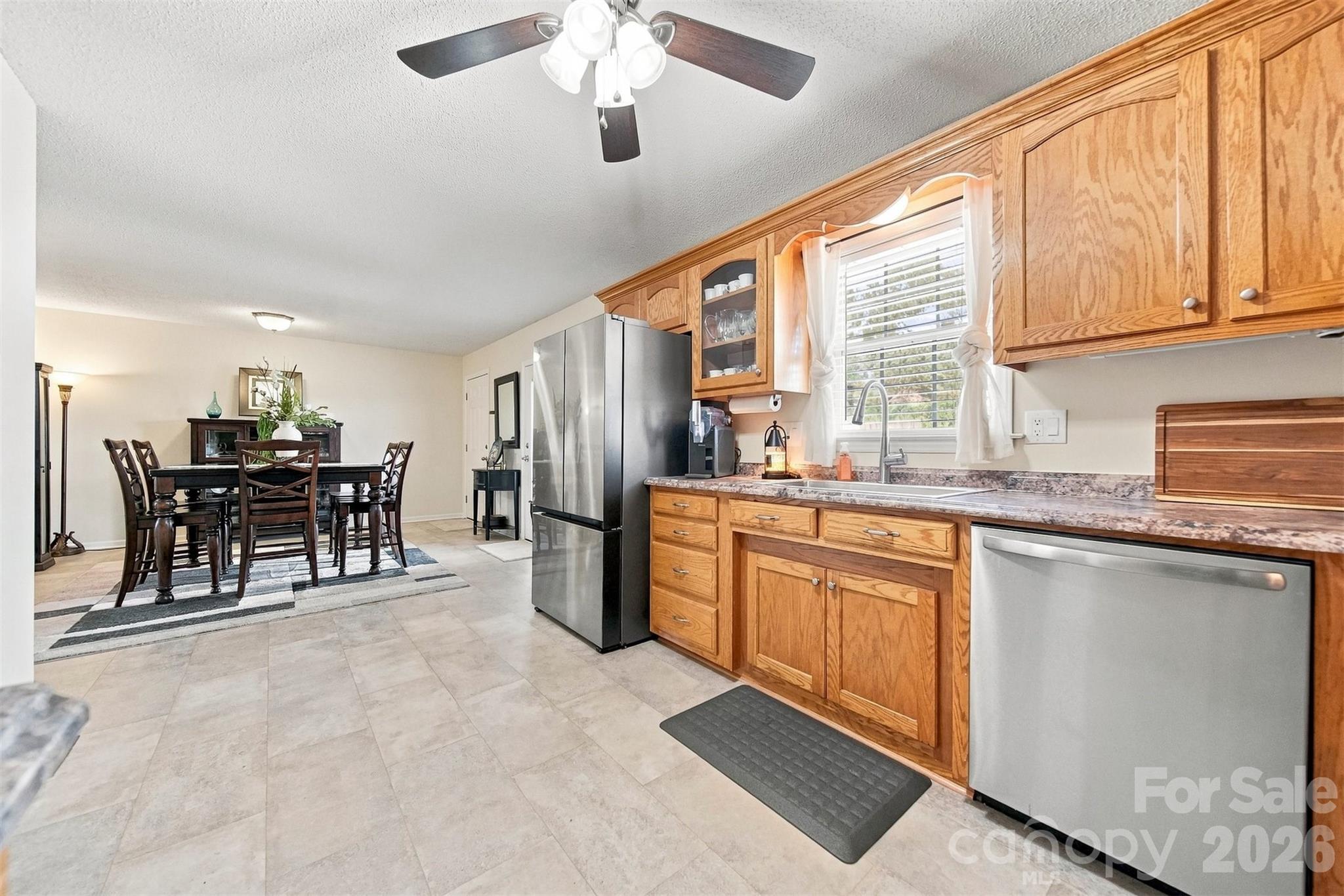 3294 Cascade Trail Property Photo 29