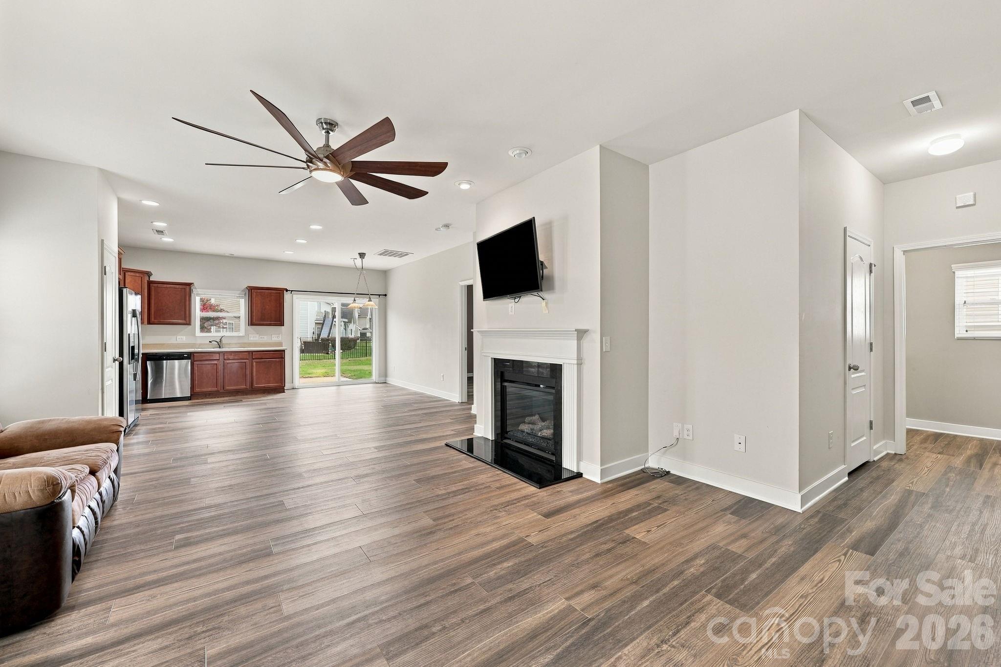 13707 Porter Creek Road Property Photo 4
