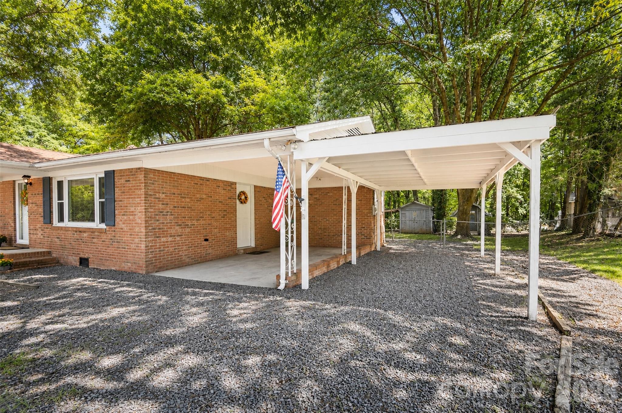 2281 Munsen Road Property Photo 4