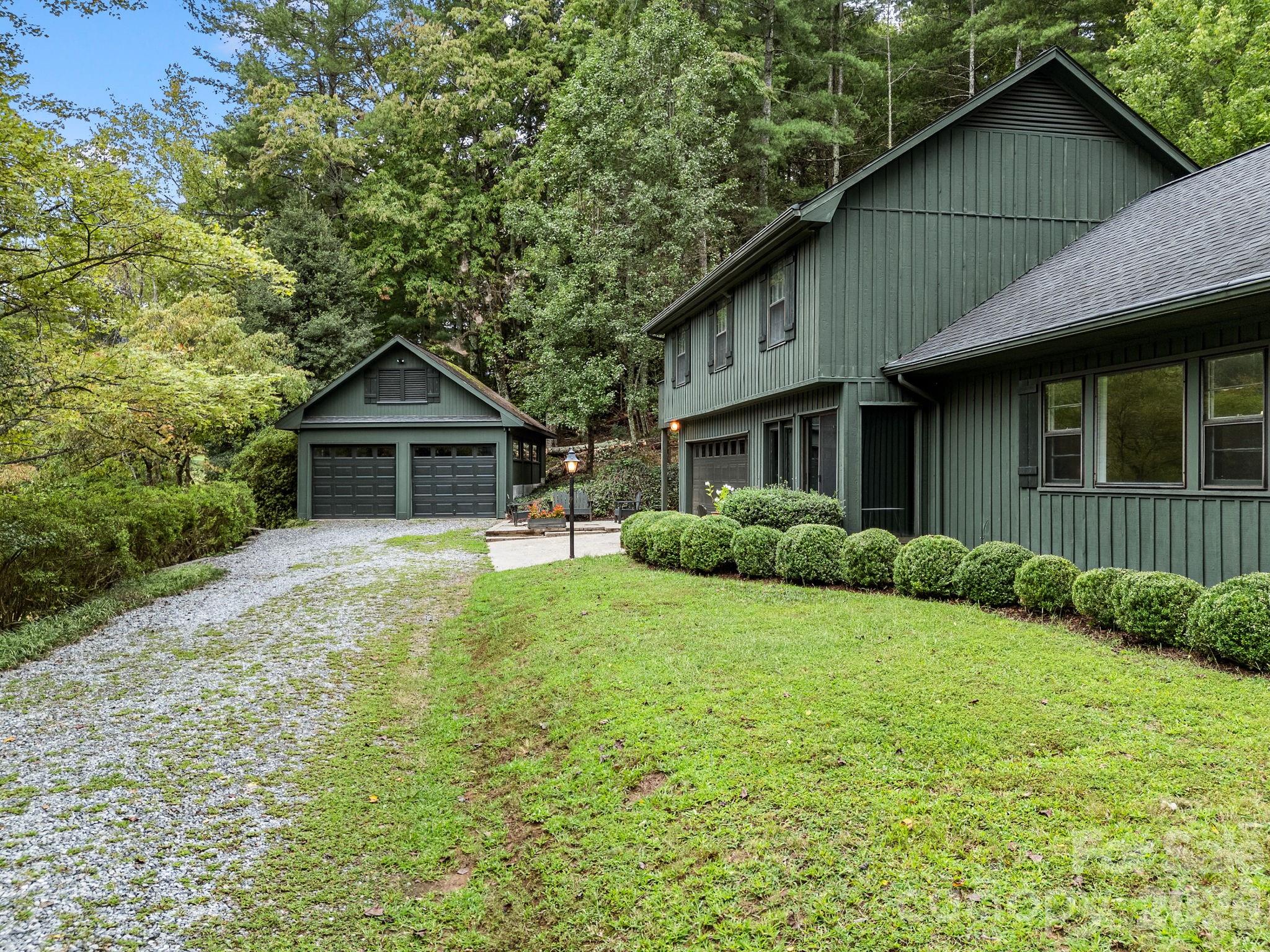 1164 Garrett Road Property Photo 1