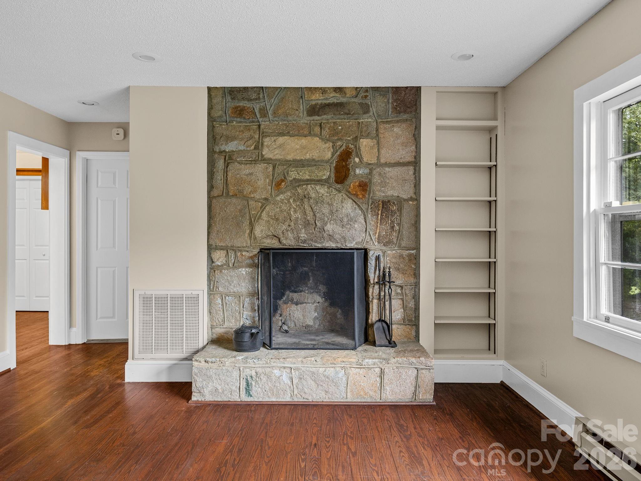 1164 Garrett Road Property Photo 8