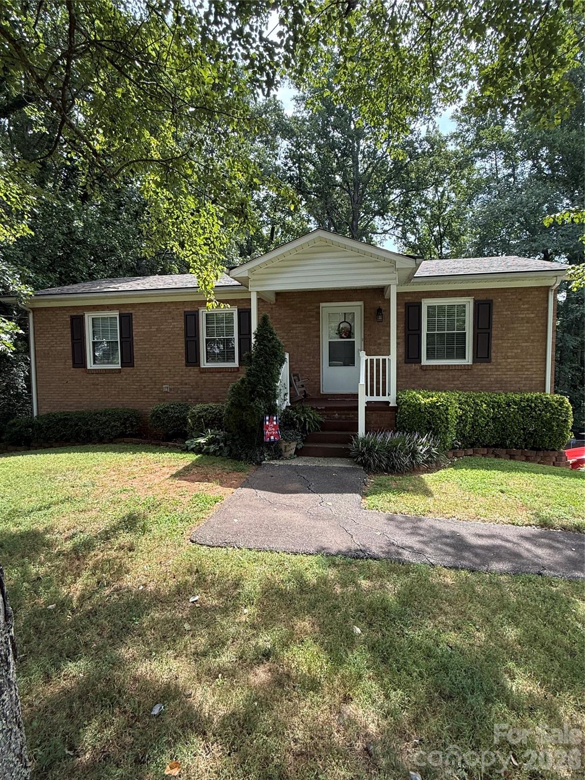 192 Heritage View Road Property Photo 2