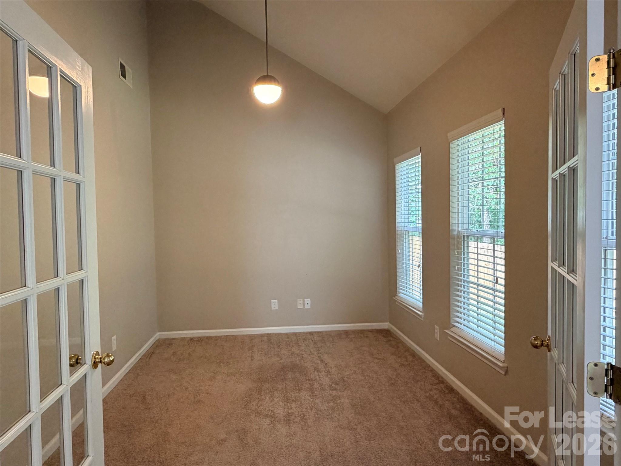7800 Antique Circle Property Photo 9