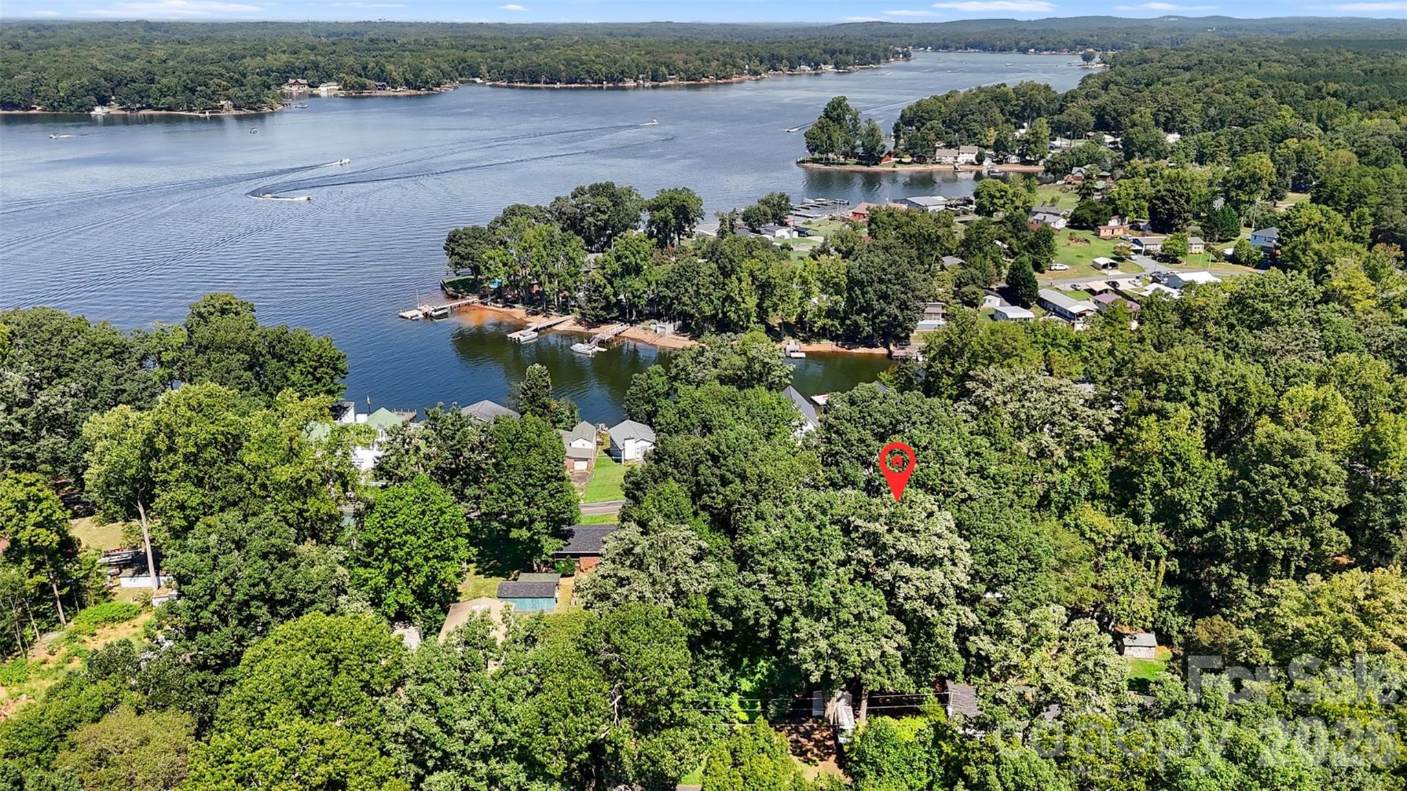 444 S Shore Drive Property Photo 1