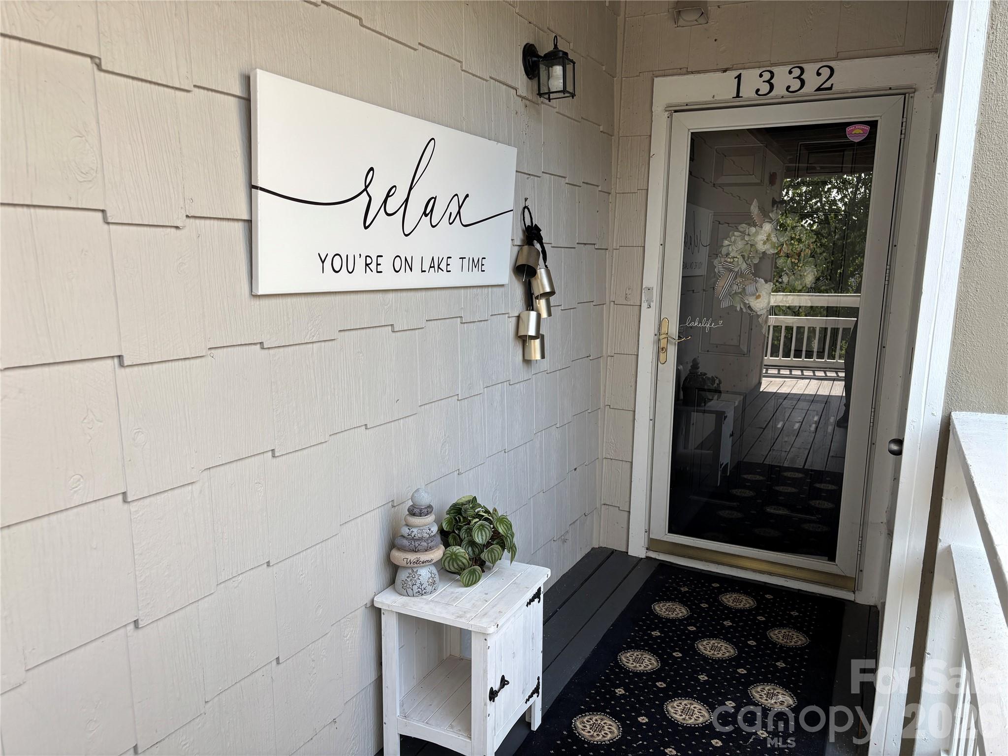 1332 Torrence Circle Property Photo 1
