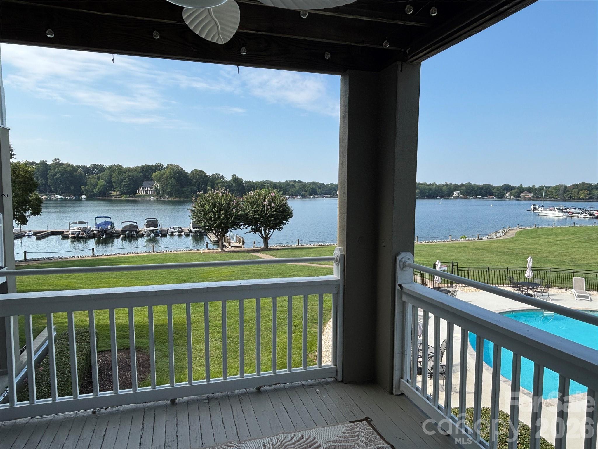 1332 Torrence Circle Property Photo 6
