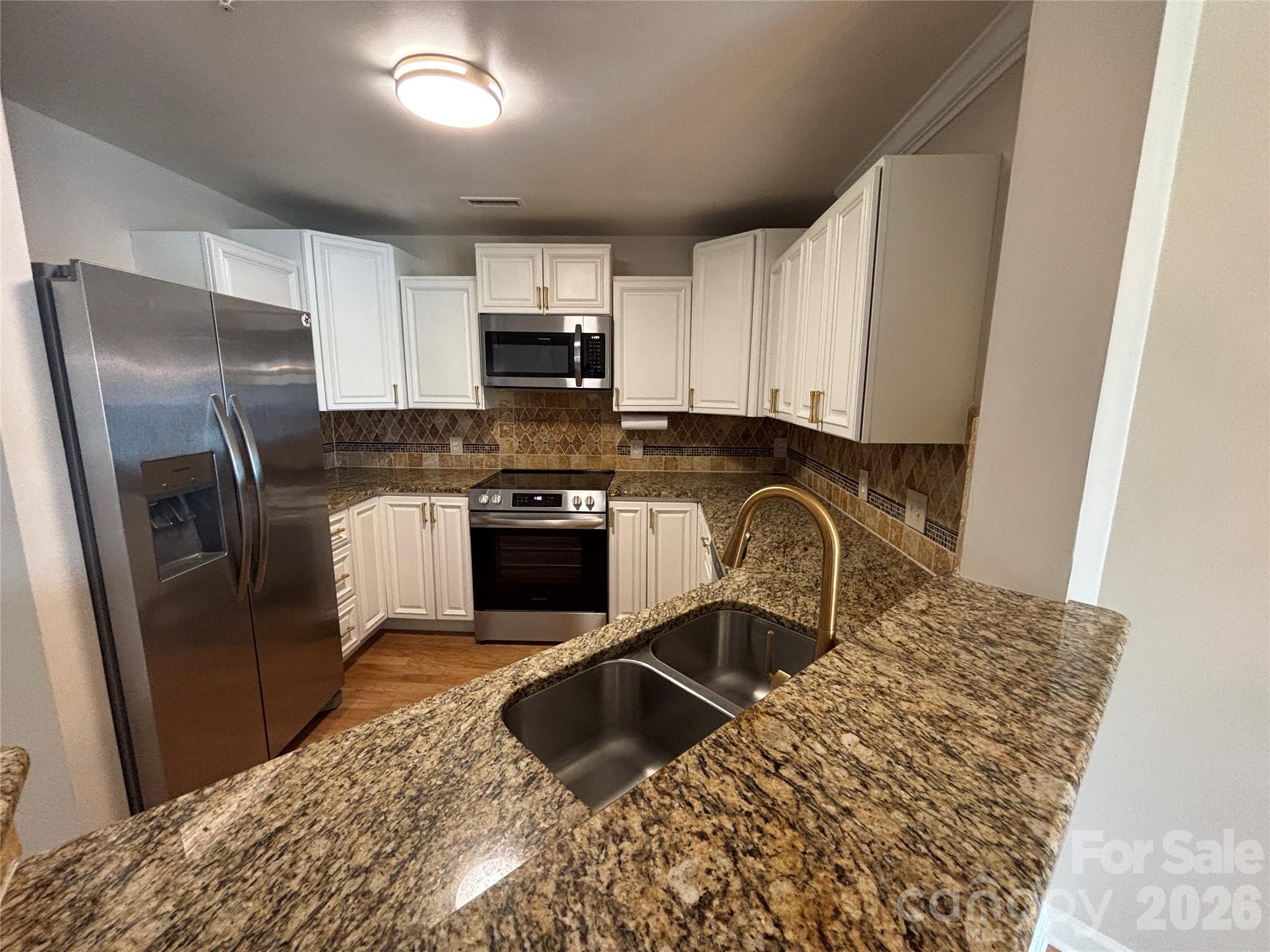1332 Torrence Circle Property Photo 16