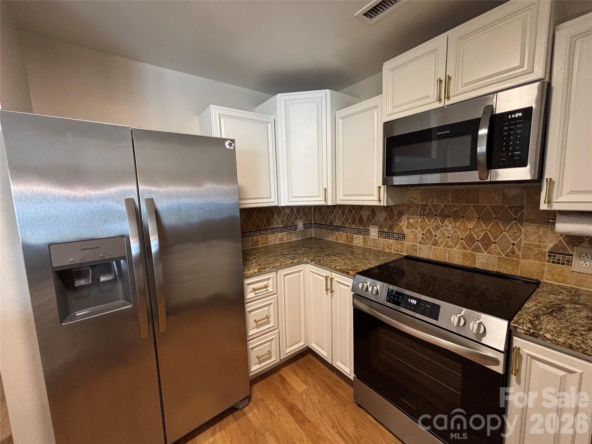 1332 Torrence Circle Property Photo 18