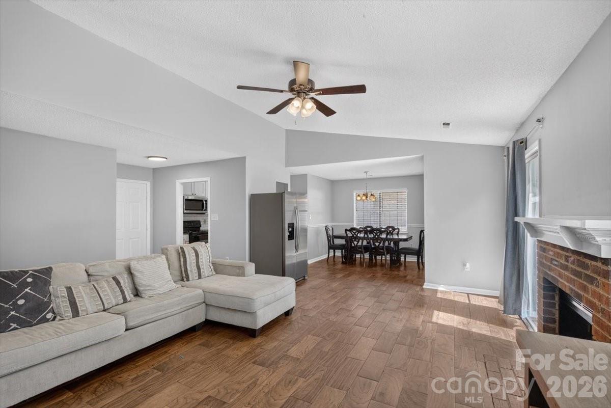 8006 Sheringham Way Property Photo 8