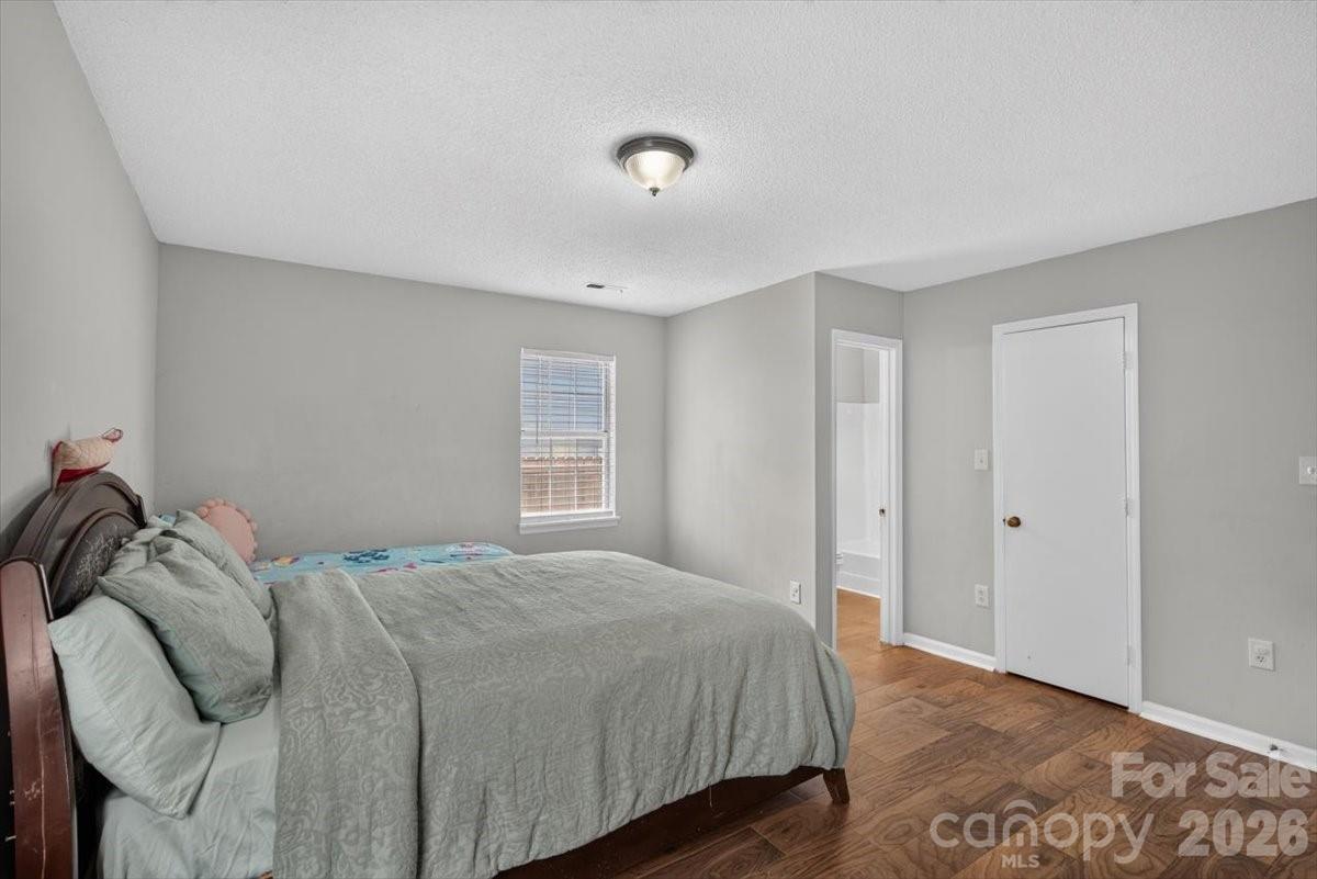 8006 Sheringham Way Property Photo 21