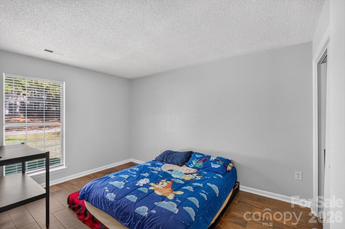8006 Sheringham Way Property Photo 26