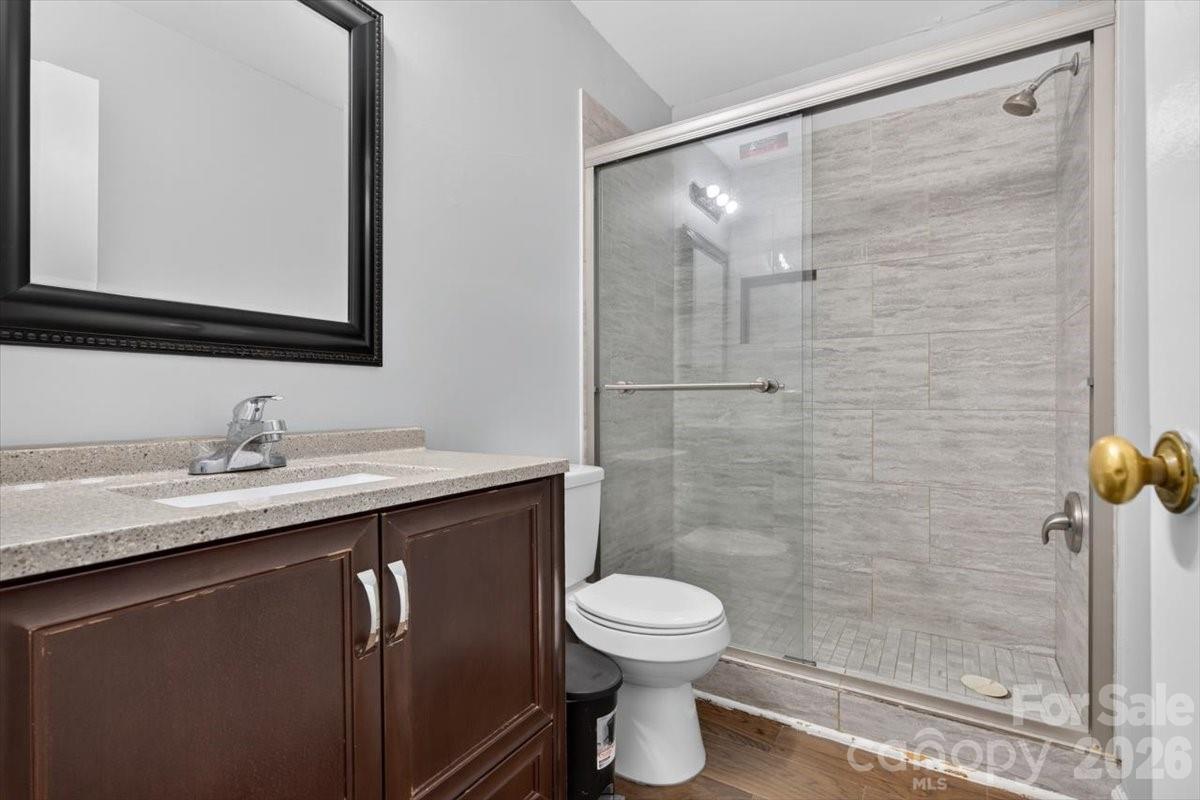 8006 Sheringham Way Property Photo 27