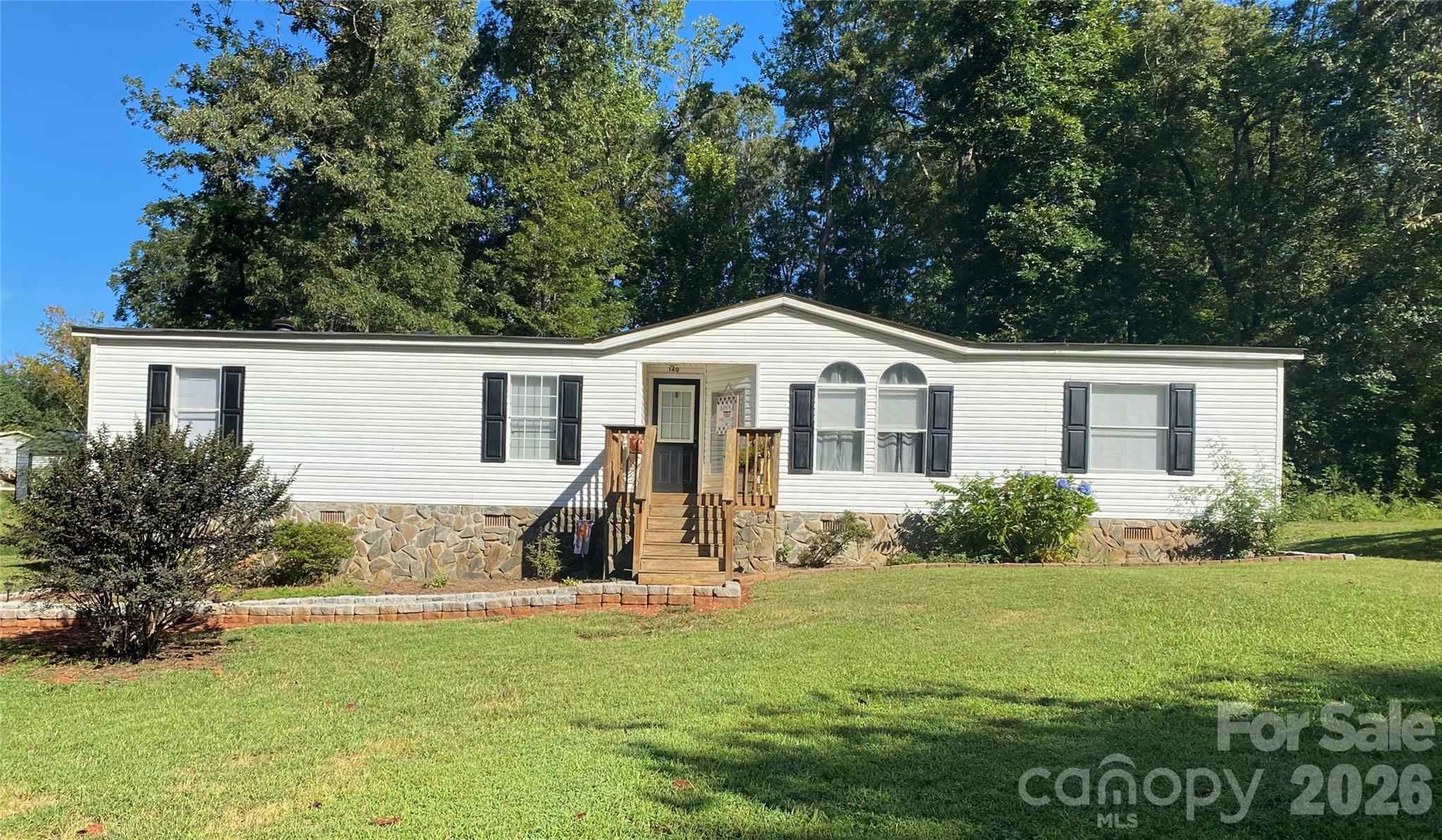140 High Ridge Circle Property Photo 1