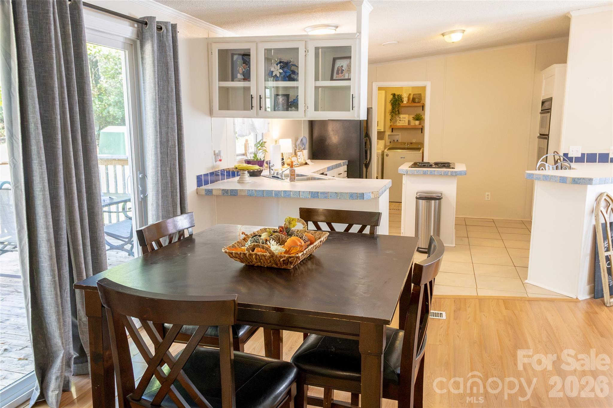 140 High Ridge Circle Property Photo 11