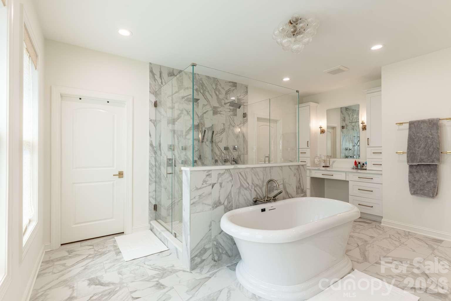 4413 Holly Circle Property Photo 22