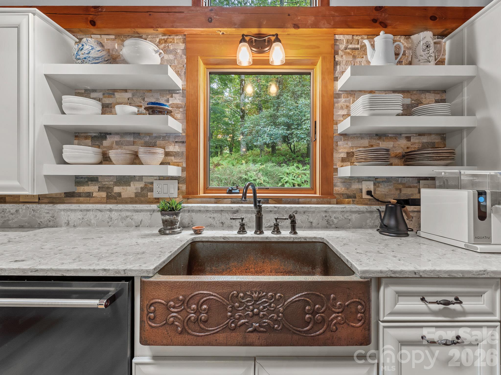 148 Tsisqua Circle Property Photo 11