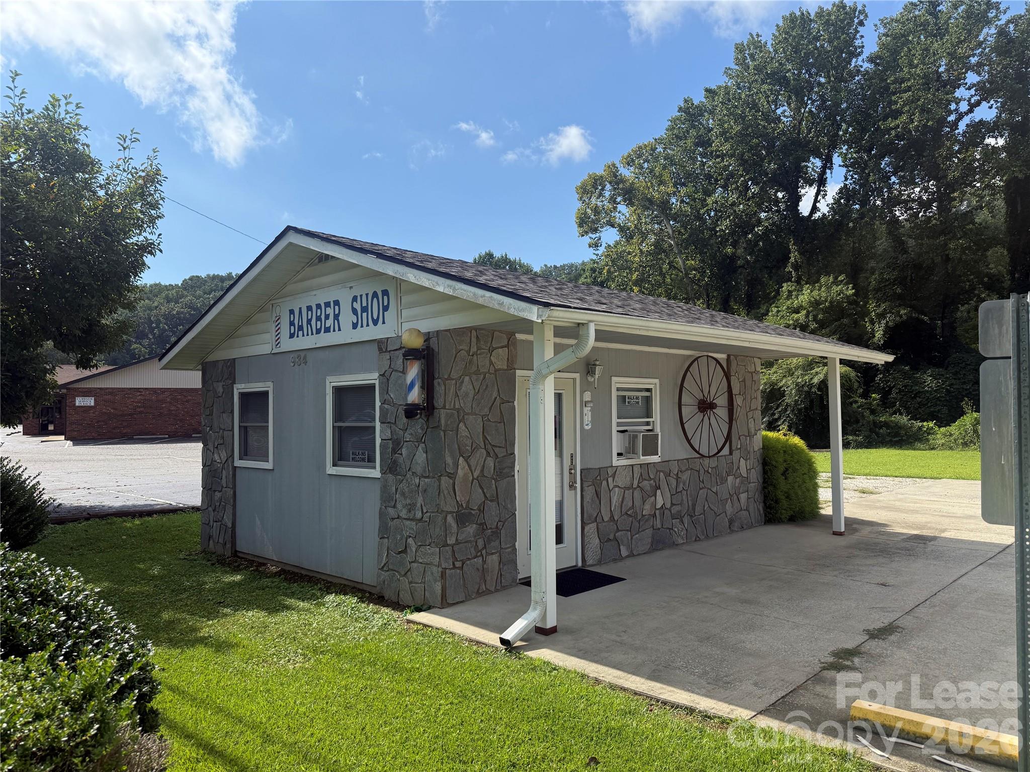 934 Rutherford Road Property Photo 2
