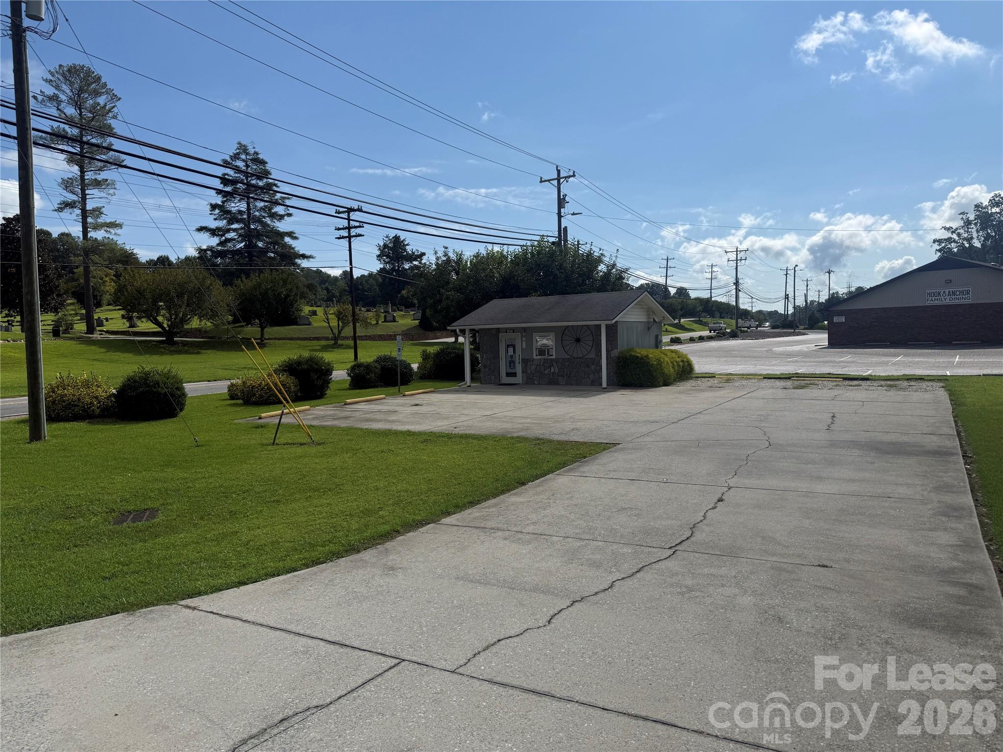 934 Rutherford Road Property Photo 5