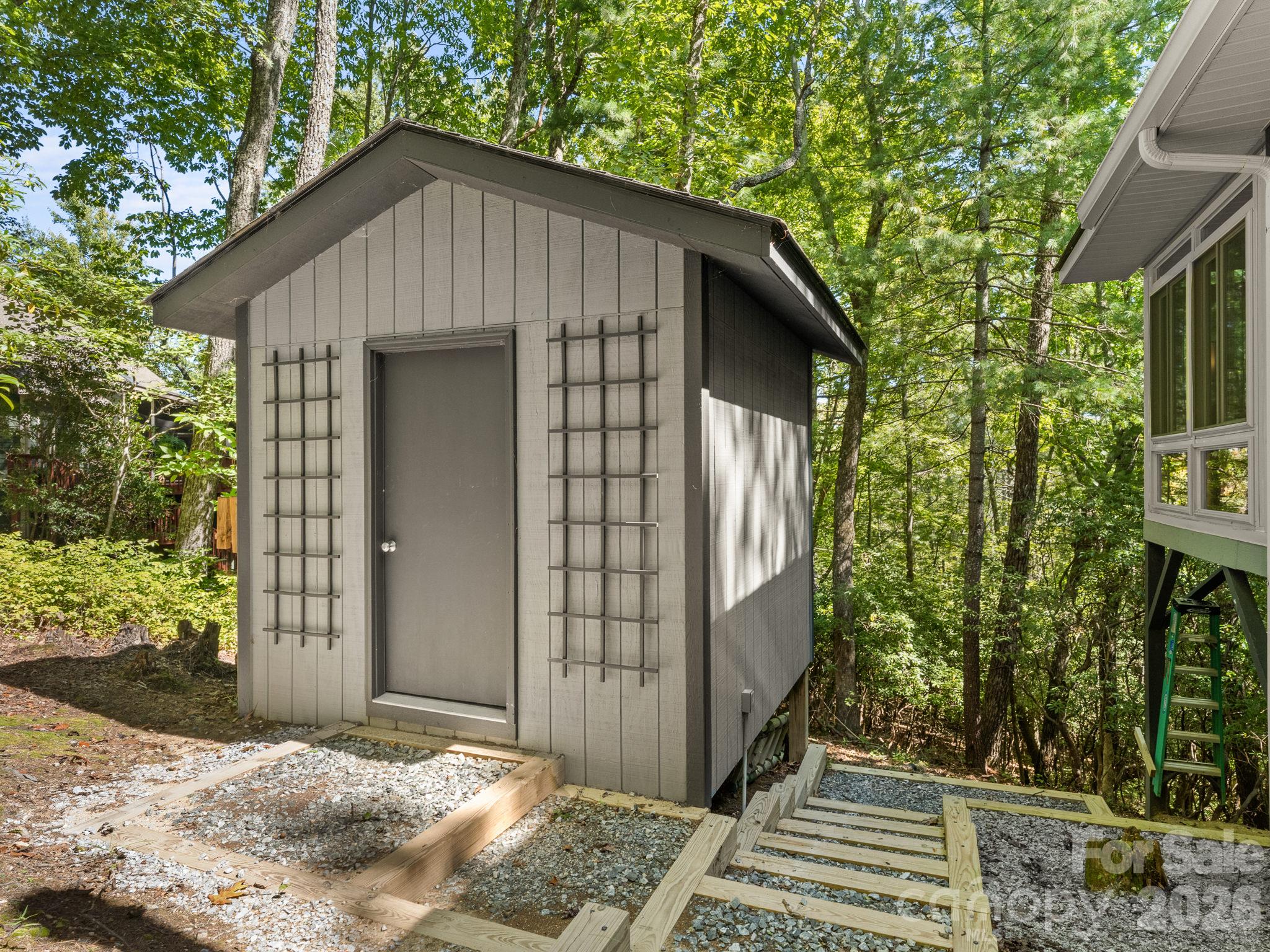 1238 Soquili Drive Property Photo 10