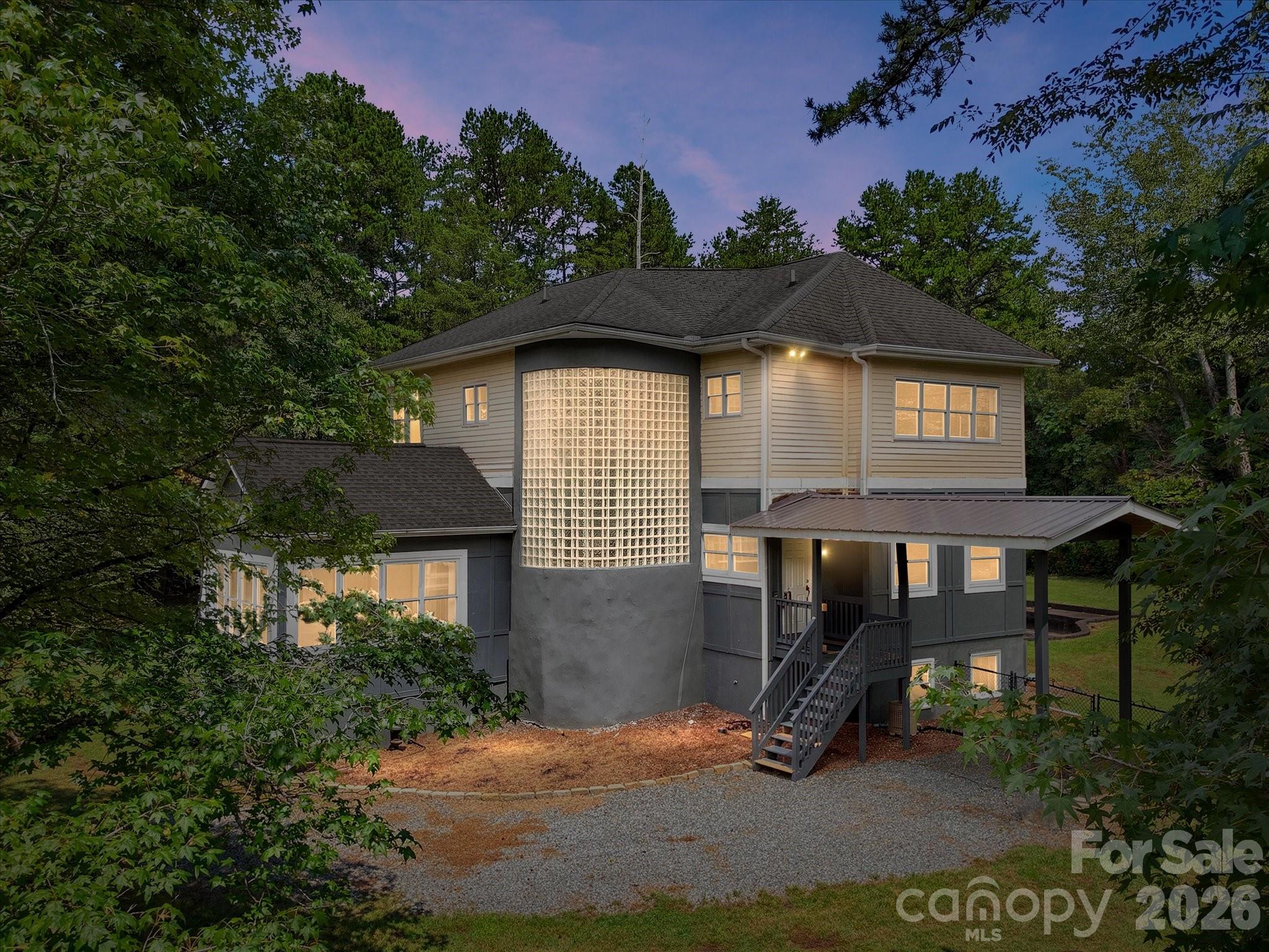 9821 Harvest Lane Property Photo 1