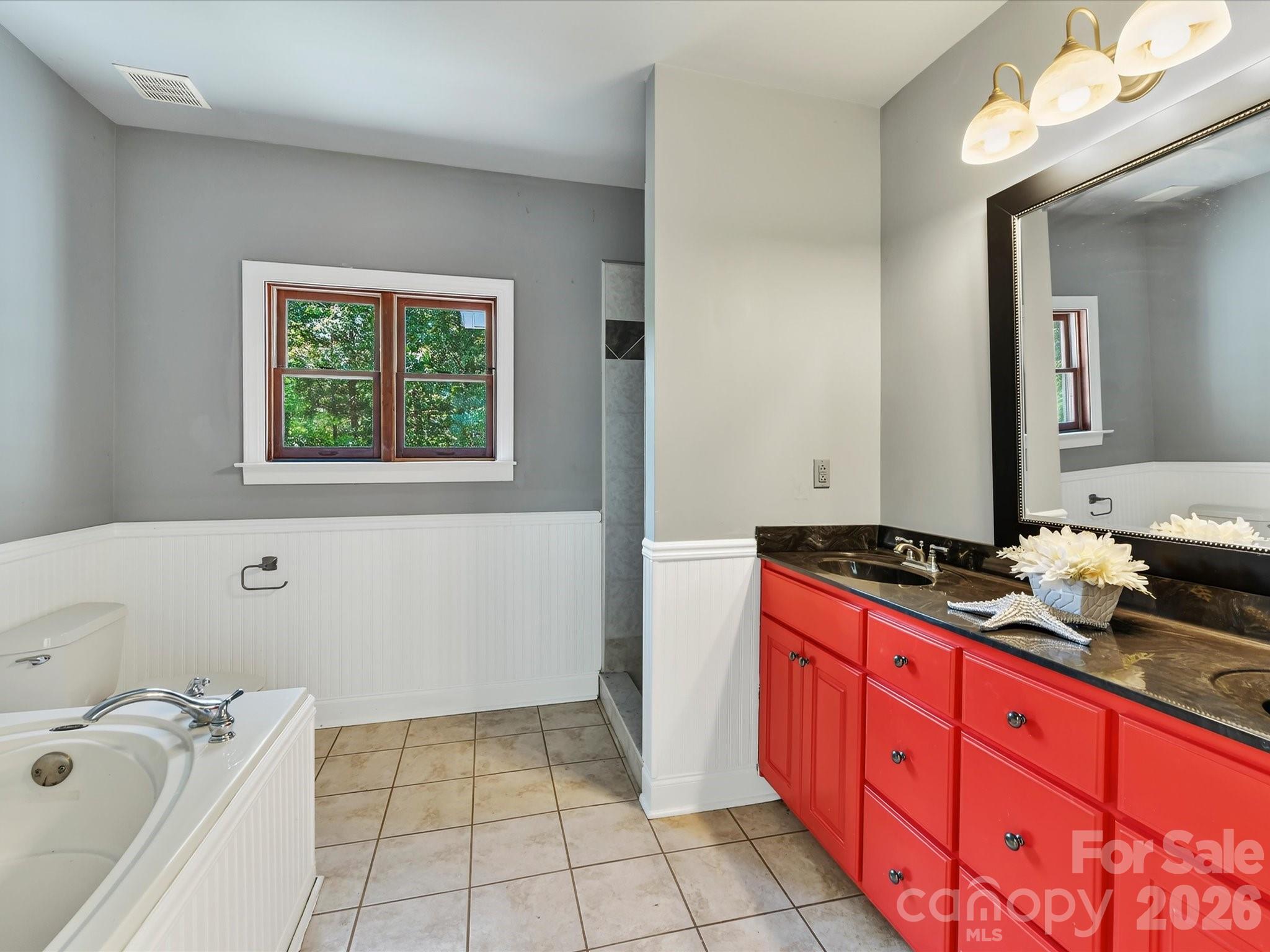 9821 Harvest Lane Property Photo 13