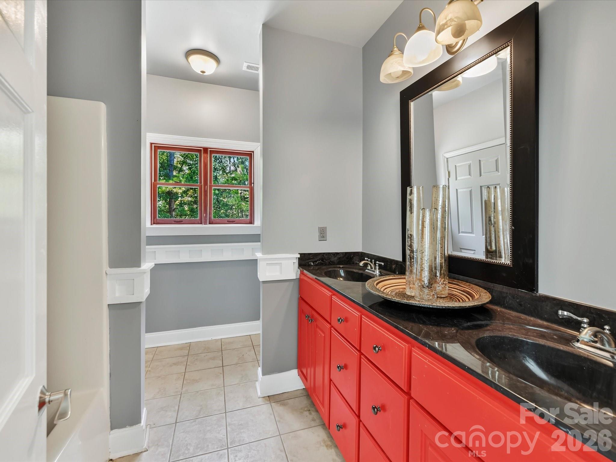 9821 Harvest Lane Property Photo 16