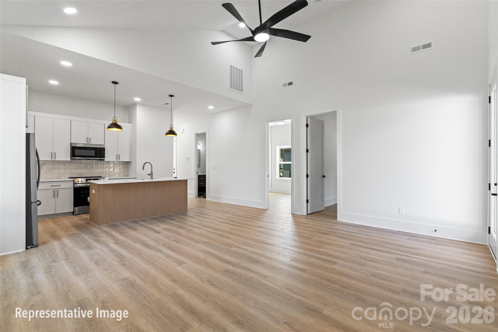 668 Jackson Terrace Property Photo 12
