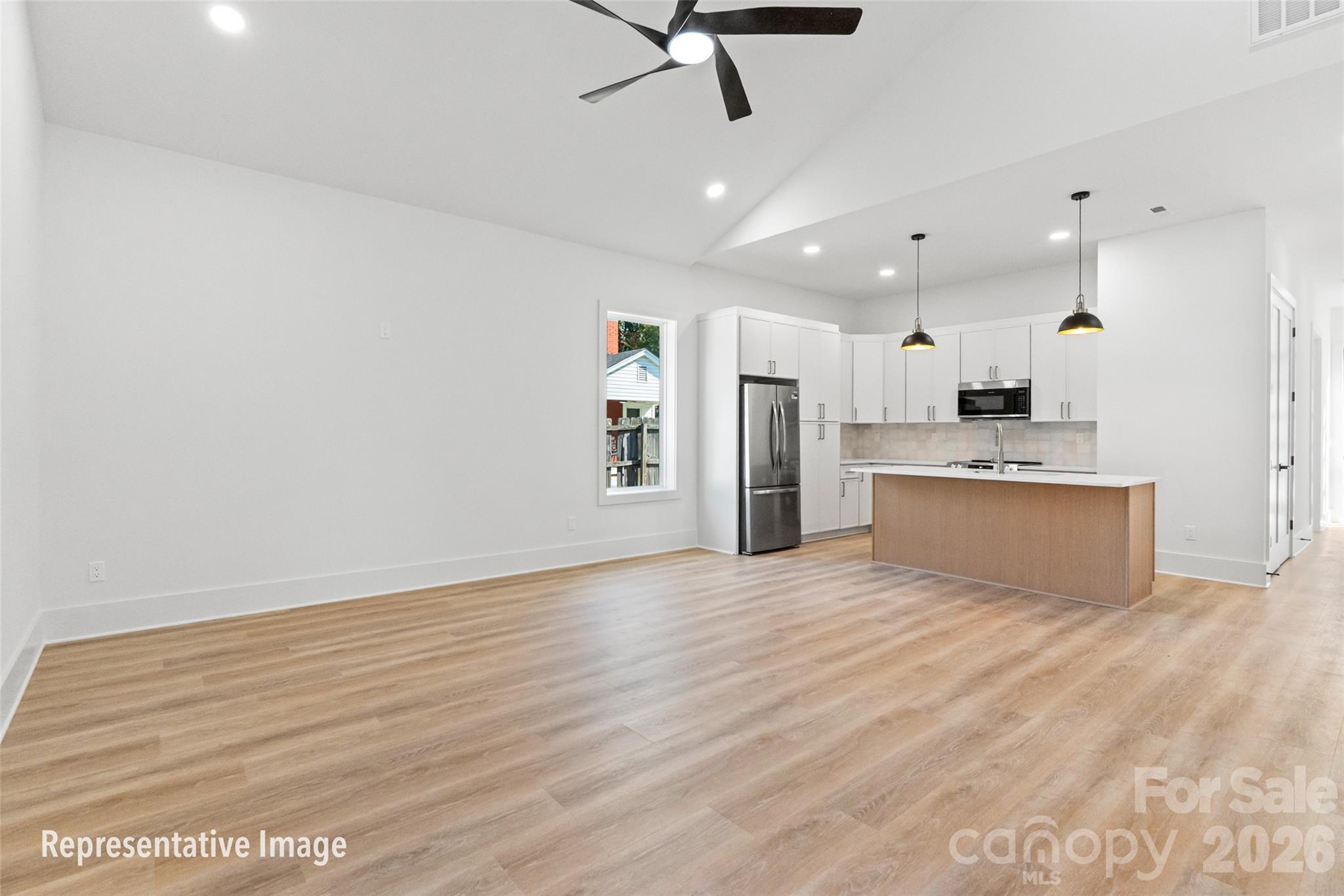 668 Jackson Terrace Property Photo 13