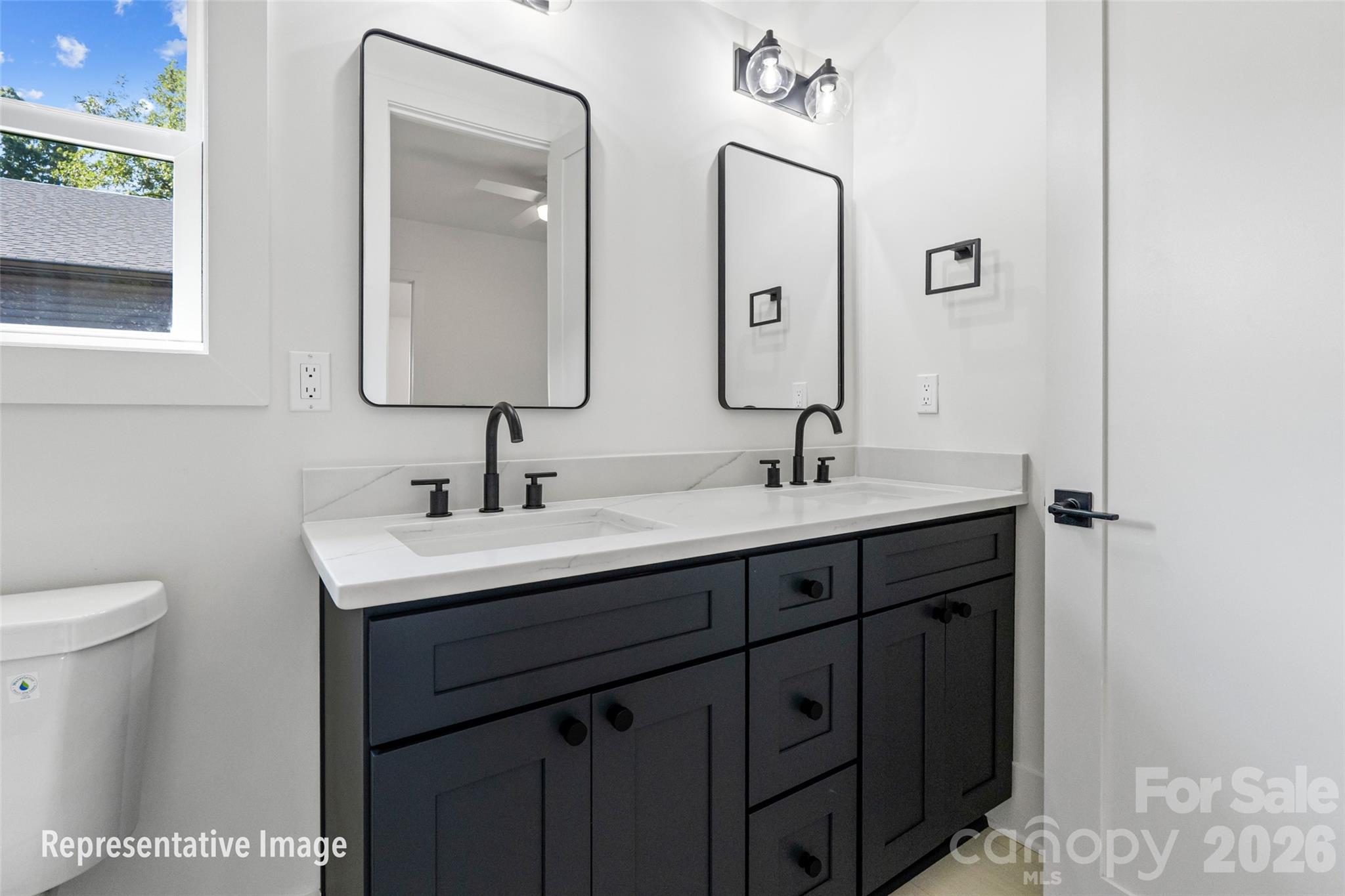 668 Jackson Terrace Property Photo 28