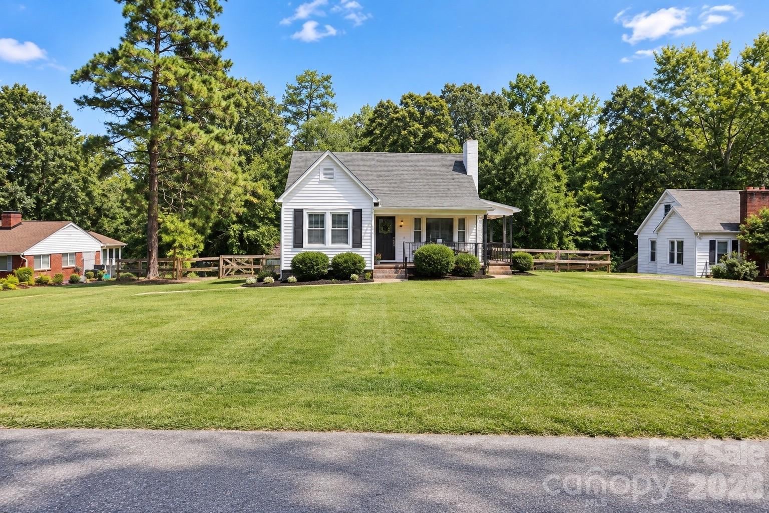370 Belvedere Drive Property Photo 1