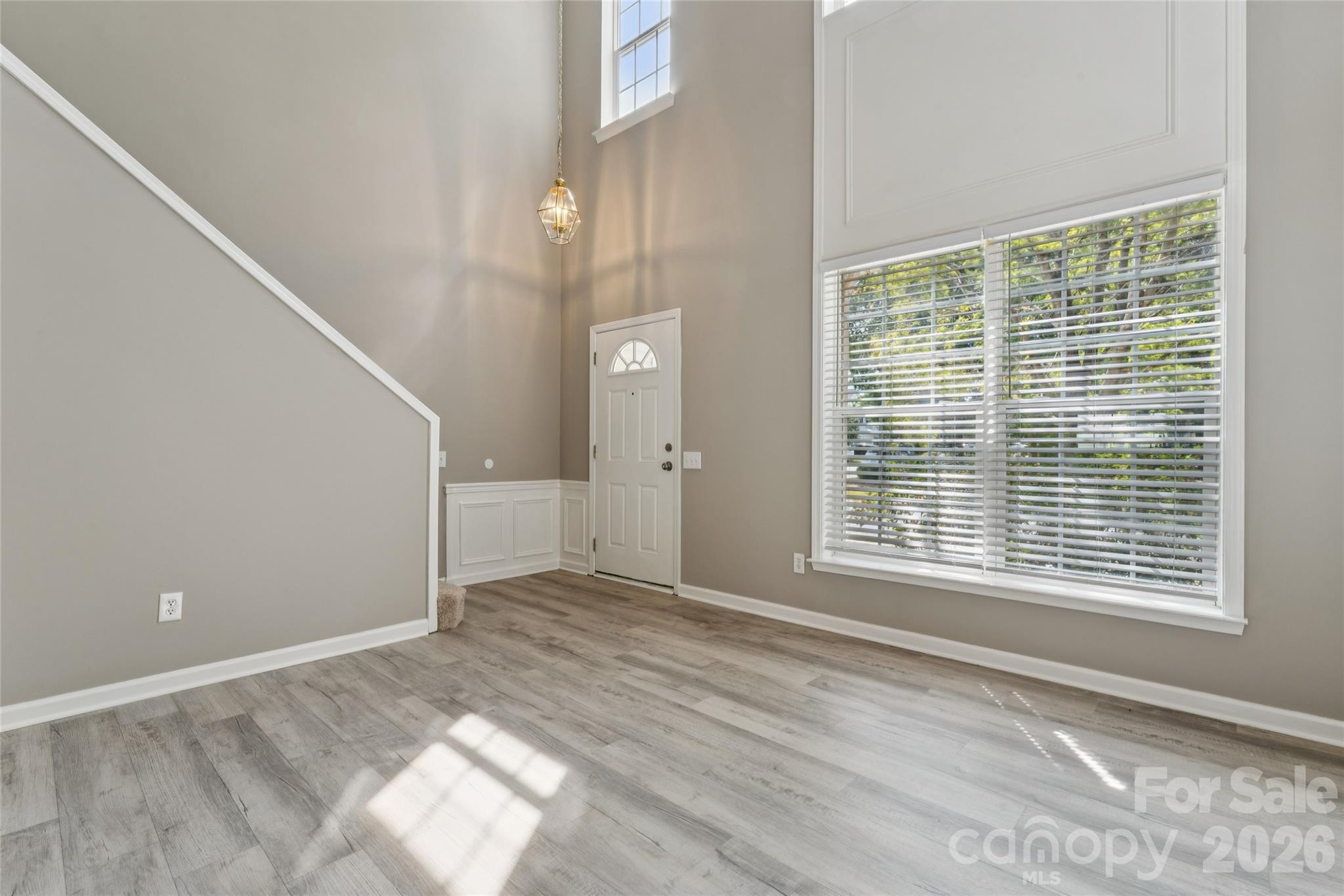 8819 Ormeau Drive Property Photo 8