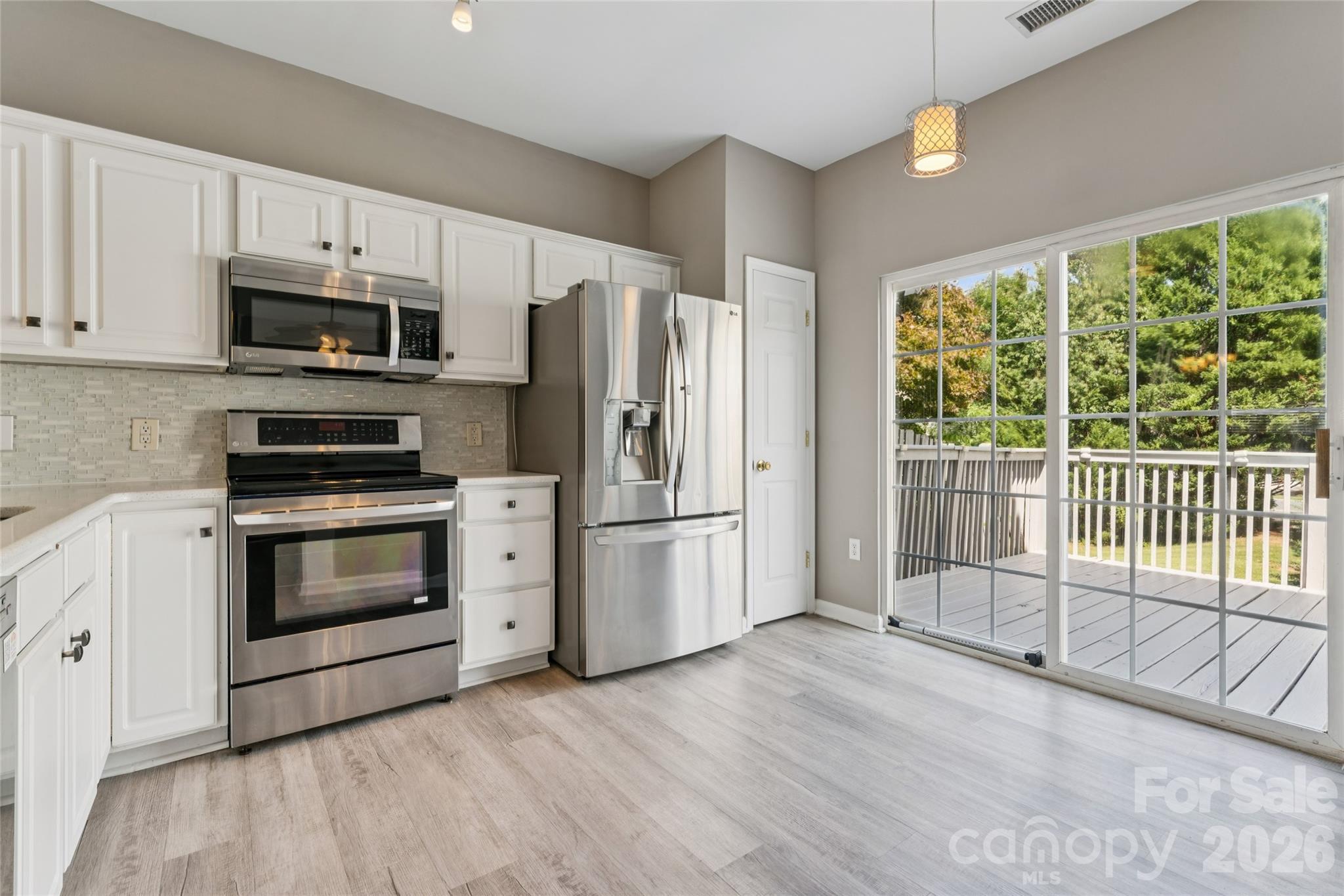 8819 Ormeau Drive Property Photo 13