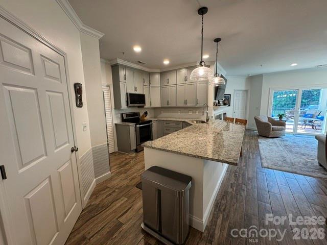 860 Jetton Street 64 Property Photo 7
