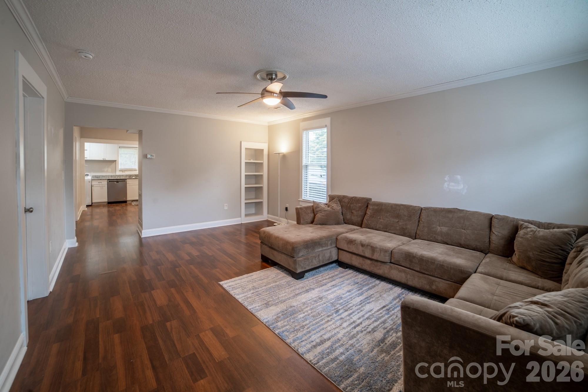 454 18th Street Property Photo 6