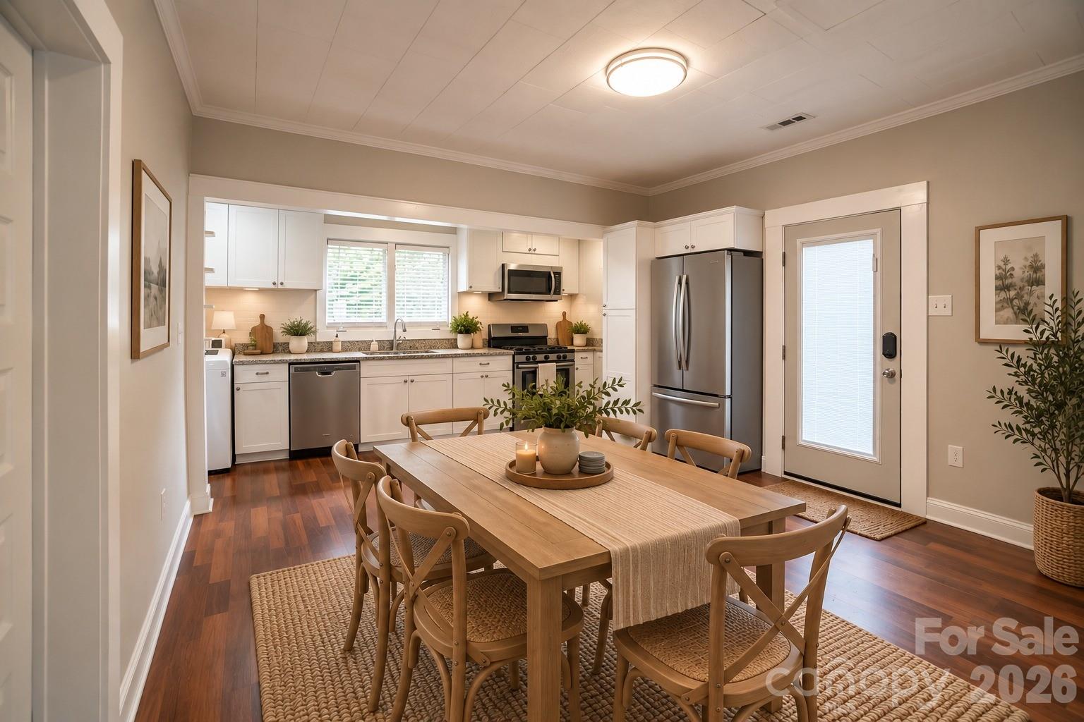 454 18th Street Property Photo 9