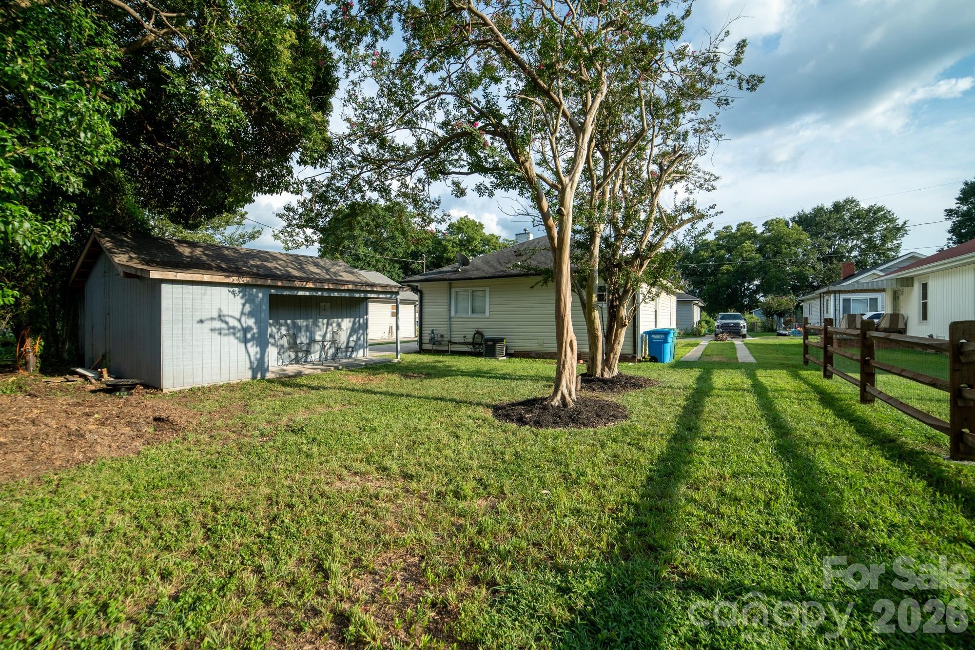 454 18th Street Property Photo 24