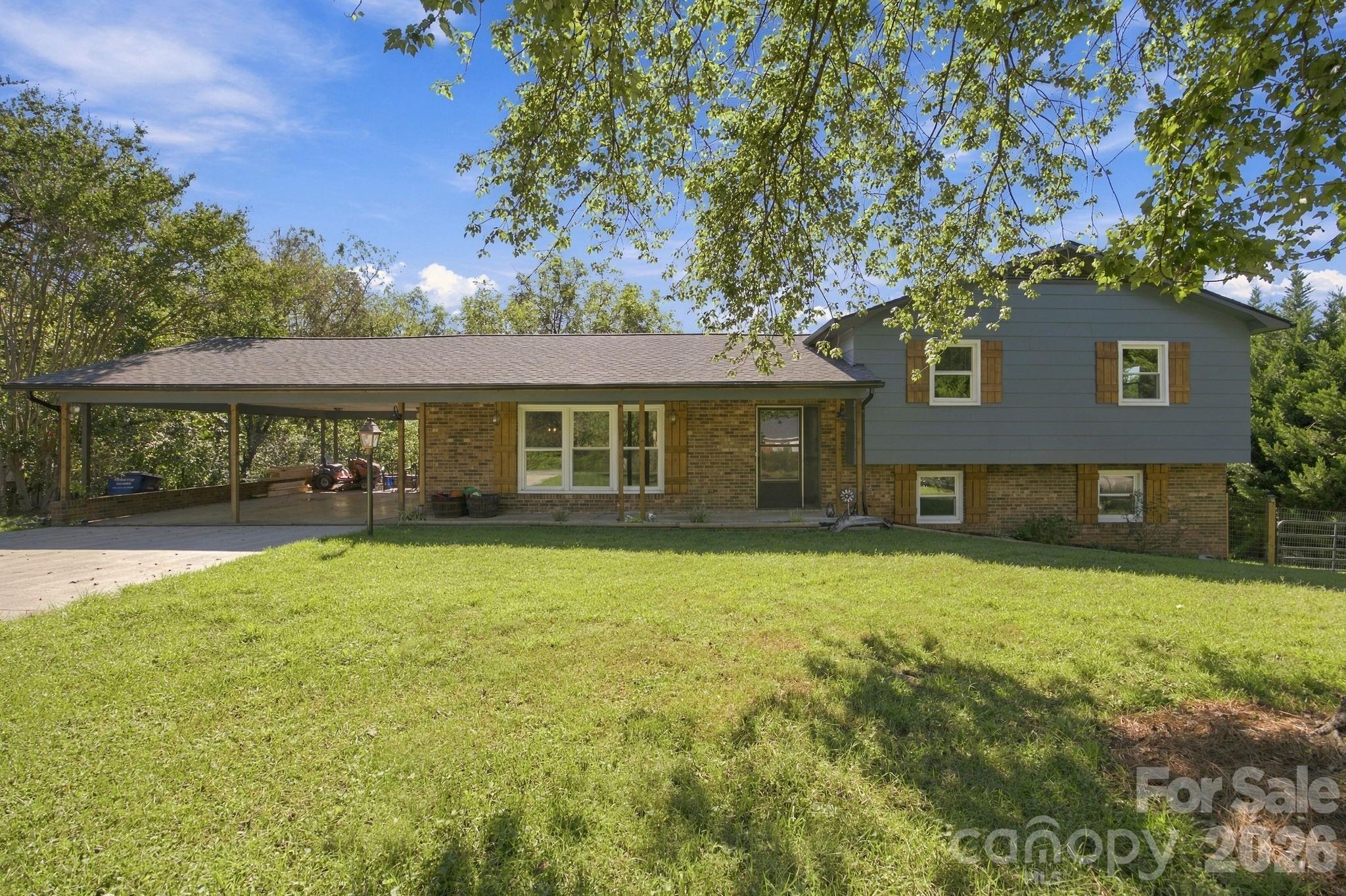 2935 Palmer Place Property Photo 1