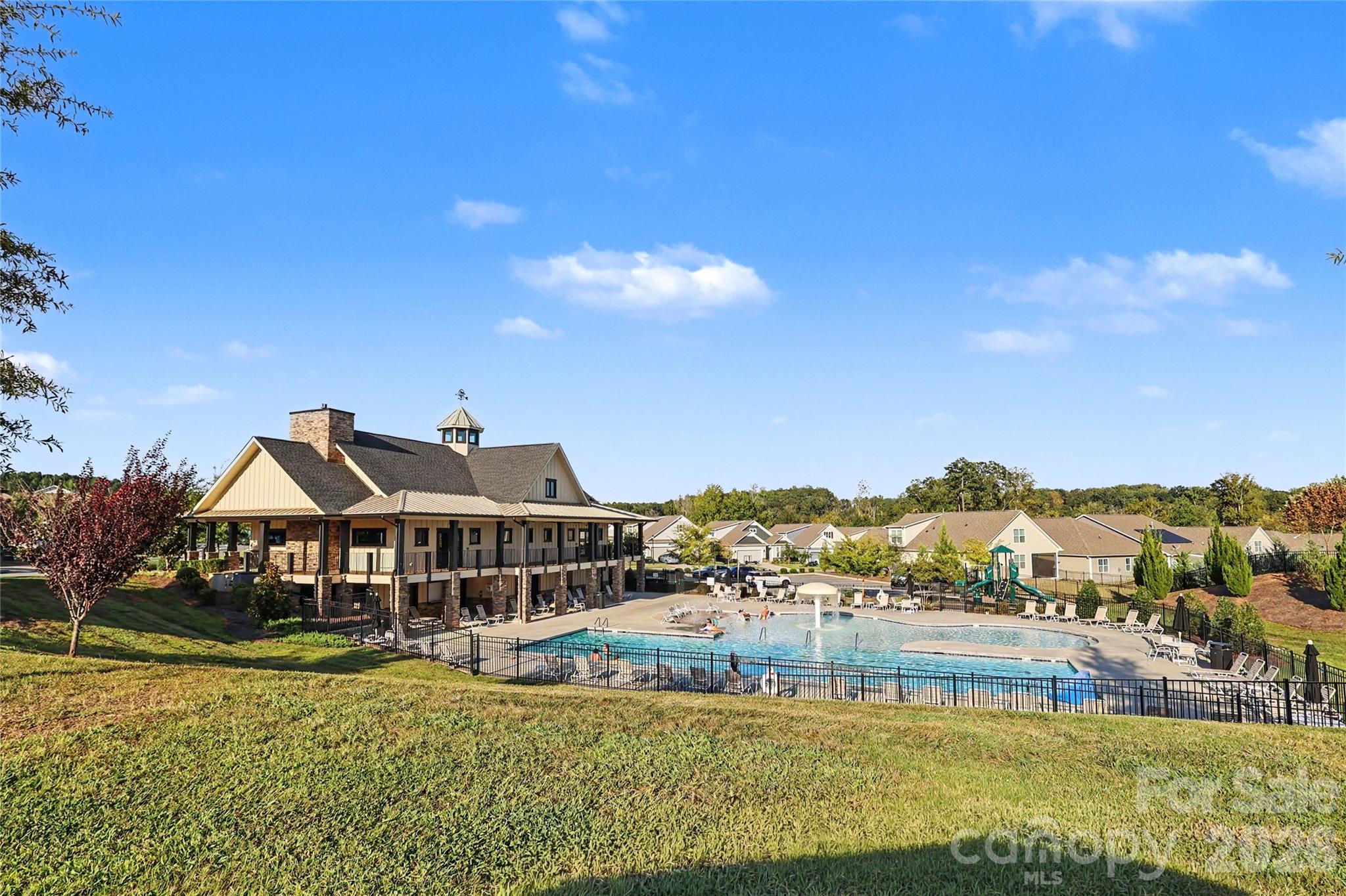 5019 Grand Champion Court Property Photo 39