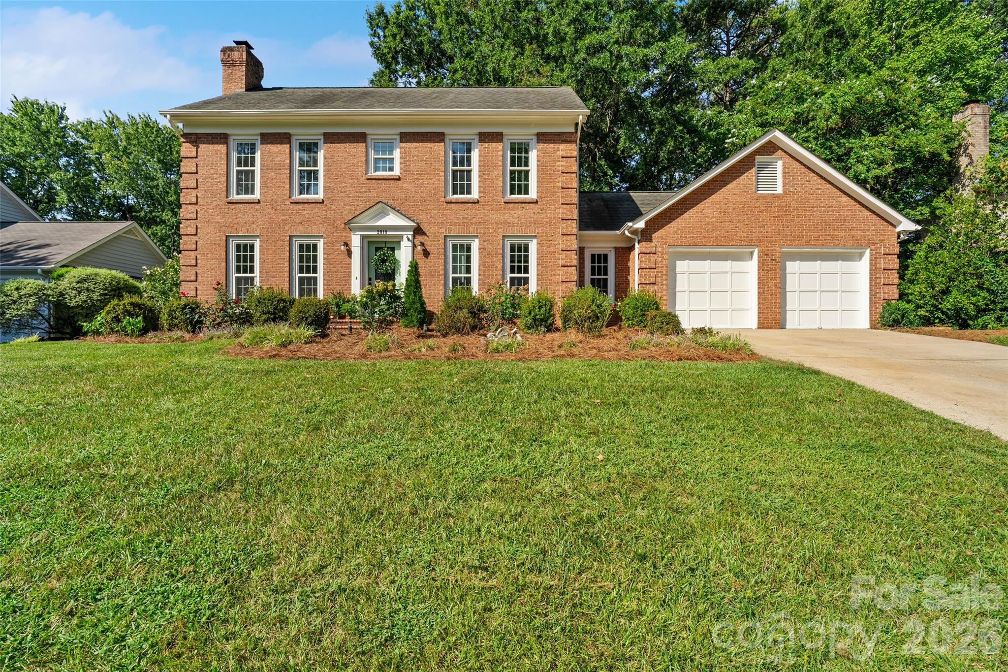 2010 Glendalough Lane Property Photo 2