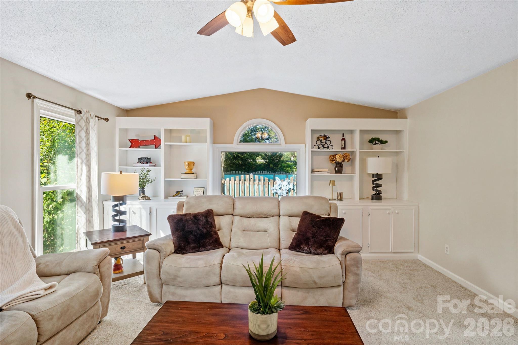 2010 Glendalough Lane Property Photo 15