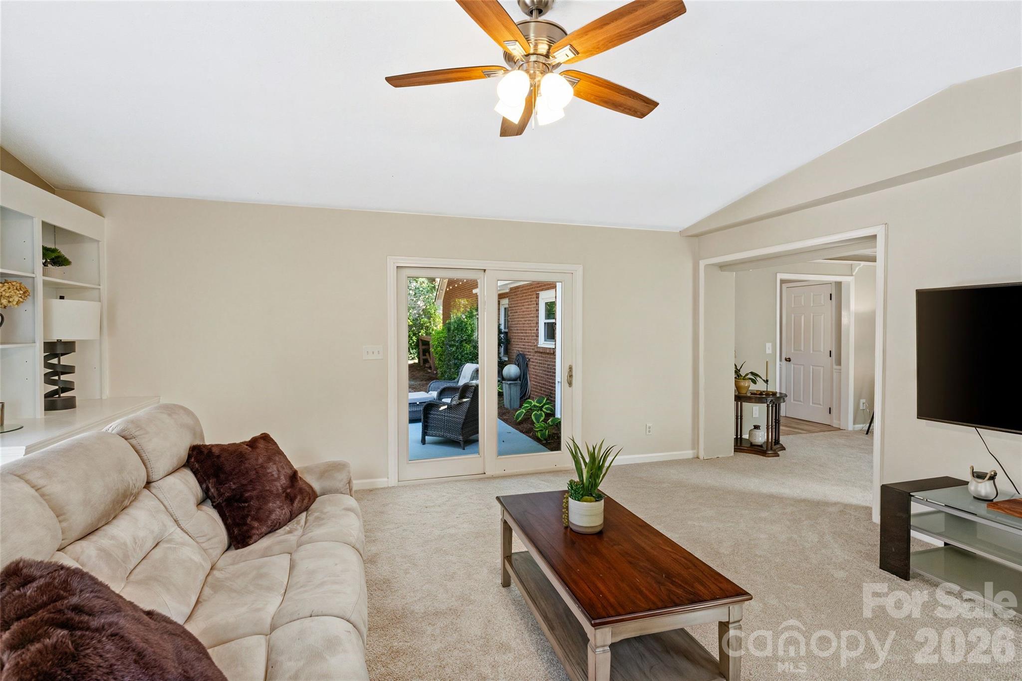 2010 Glendalough Lane Property Photo 17
