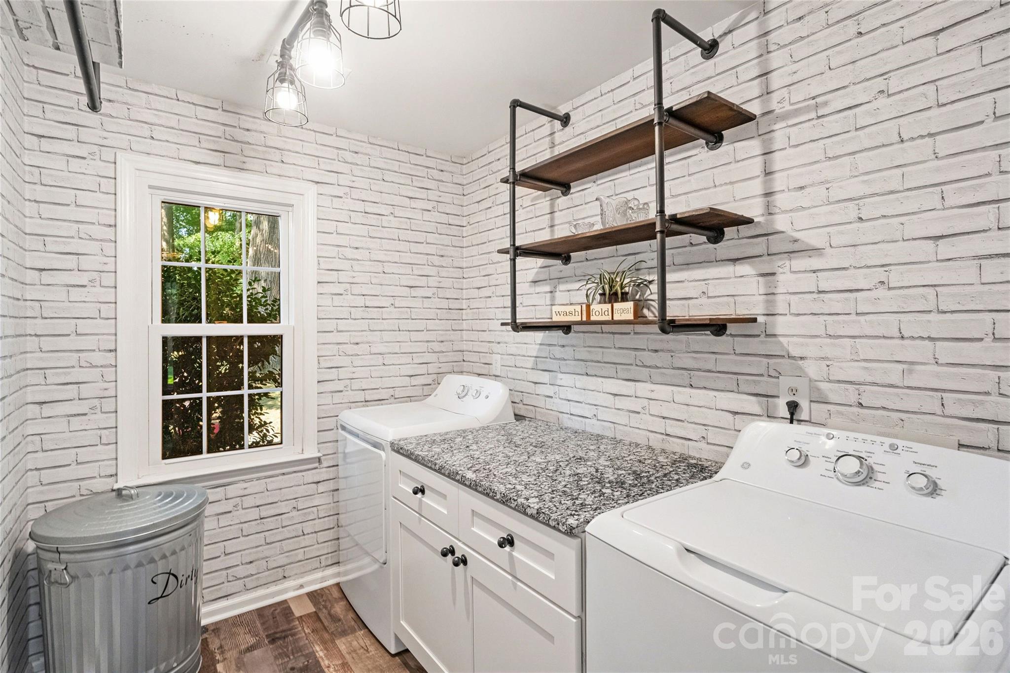 2010 Glendalough Lane Property Photo 19