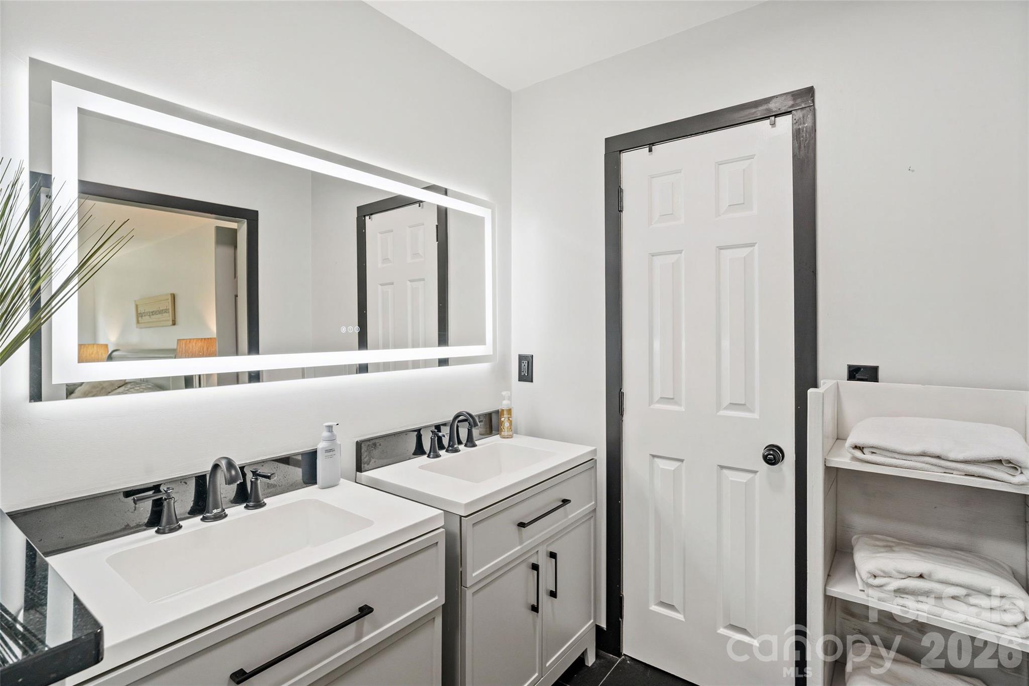 2010 Glendalough Lane Property Photo 25