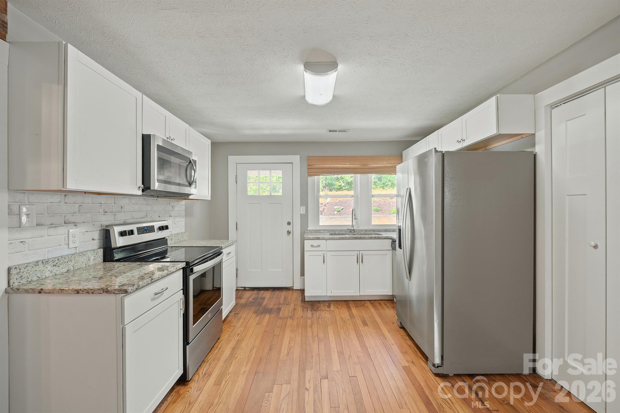 106 Cascade Street Property Photo 12
