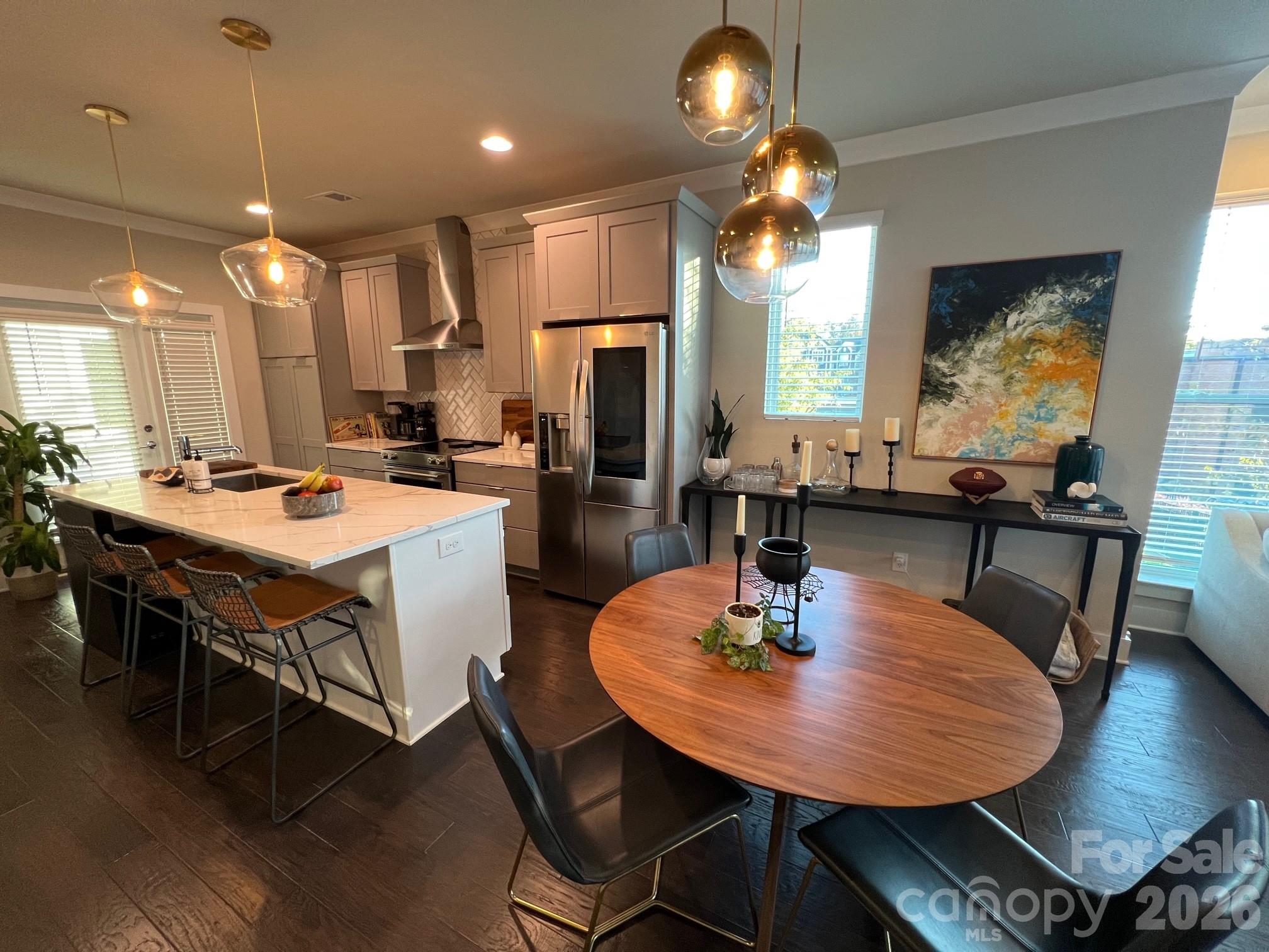 223 Uptown West Drive Property Photo 3